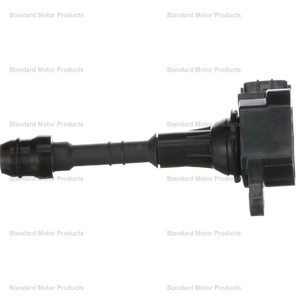 Standard Motor Products Ignition Coil, T Series, Genuine Intermotor Quality – UF349T