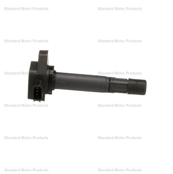 Standard Motor Products Ignition Coil, T Series, Genuine Intermotor Quality – UF400T