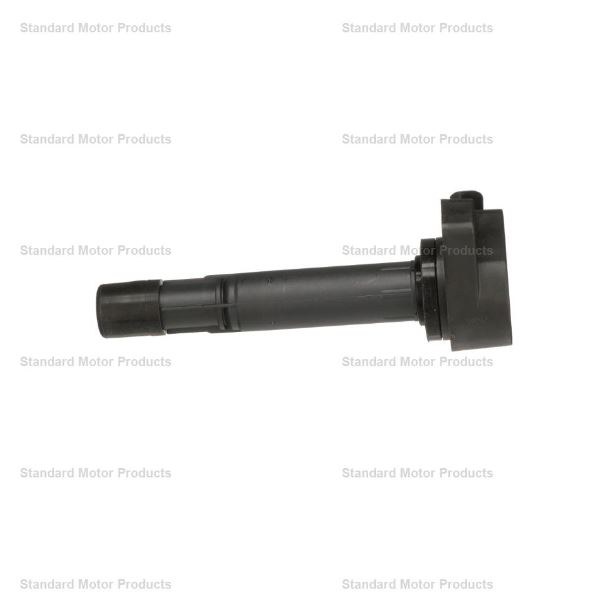 Standard Motor Products Ignition Coil, T Series, Genuine Intermotor Quality – UF400T