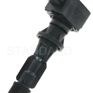 Standard Motor Products Ignition Coil, Intermotor ®, With 3 Terminals, Genuine Intermotor Quality – UF-540