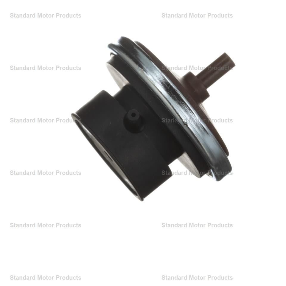 Standard Motor Products EGR Vacuum Modulator, Intermotor ®, Genuine Intermotor Quality – VS53