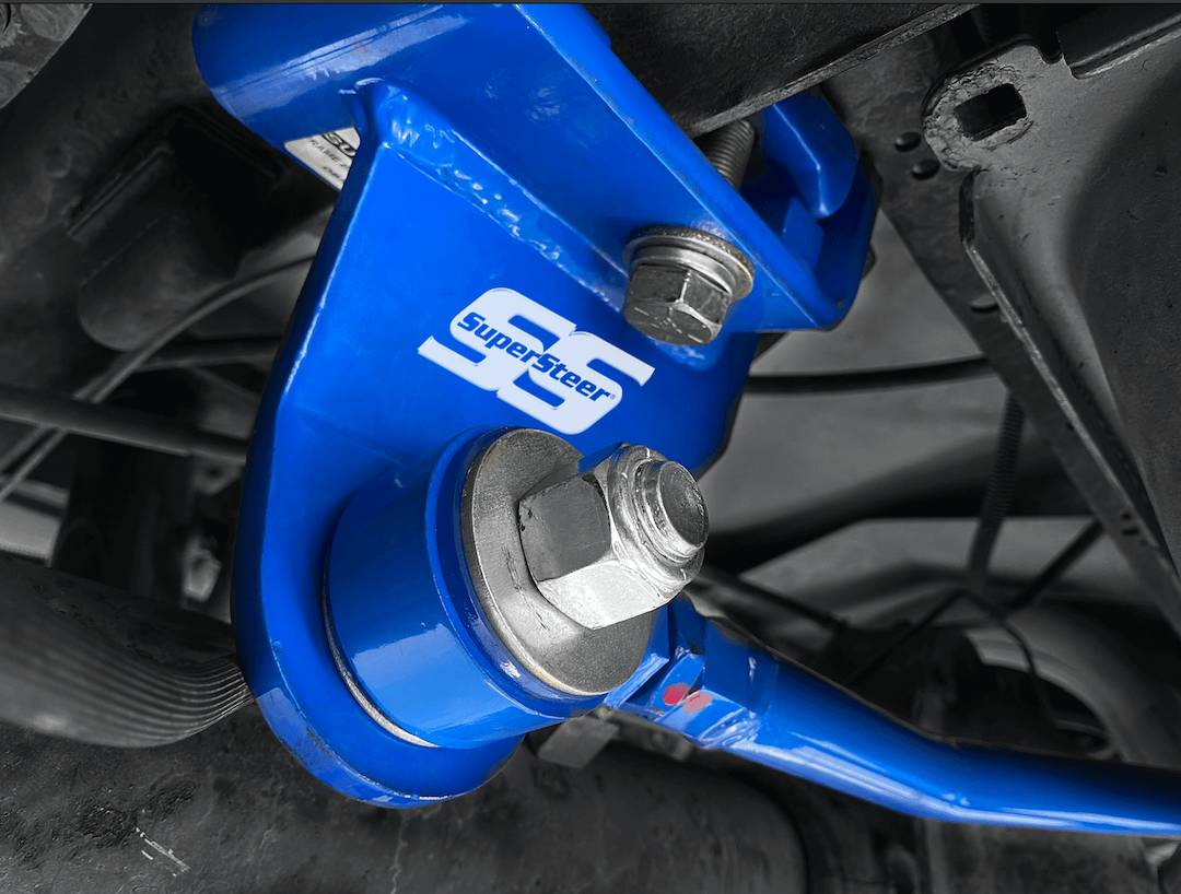 Super Steer Track Bar, Used to Eliminate the Side Shift of the Rear Axle Suspended on OEM Leaf Spring on the E-450 Chassis – SS450
