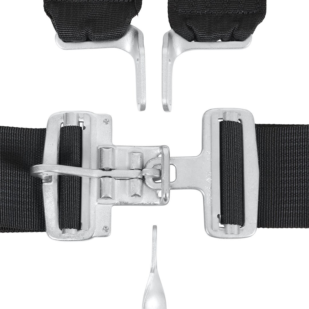 Simpson Race Seat Belt, Latch F/X Driver Restraint System, 16.1 Sfi Rated, Not DOT Street Approved, 5 Point, 3 Inch Width, Latch and Link – 29073BKH