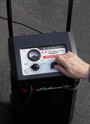 Schumacher Battery Charger, BUILT4CHARGING, For 12 Volt Batteries, Manual Battery Charger, 120 Volt Power Supply – SC1437