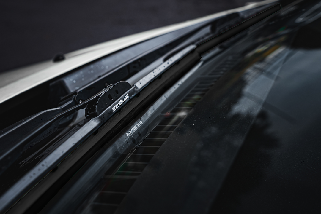 Scrubblade Windshield Wiper Blade, Black Edition, 19 Inch Length, Single Blade, Standard, Ceramic Coated Silicone Blade – BE1900