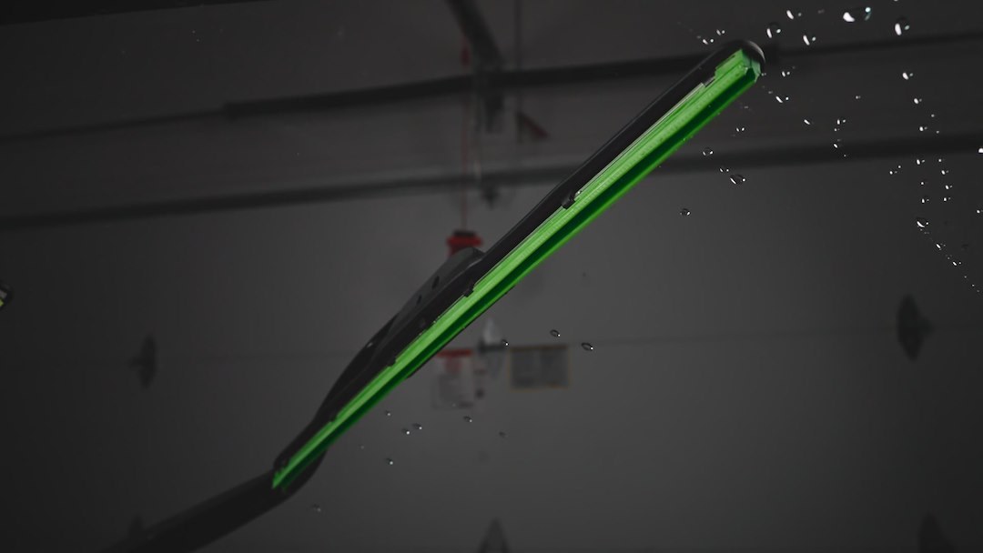 Scrubblade Windshield Wiper Blade, Shadeblade ®, 18 Inch Length, Single Blade, Gnarly Green, Standard, Ceramic Coated Silicone Blade – CBG1800