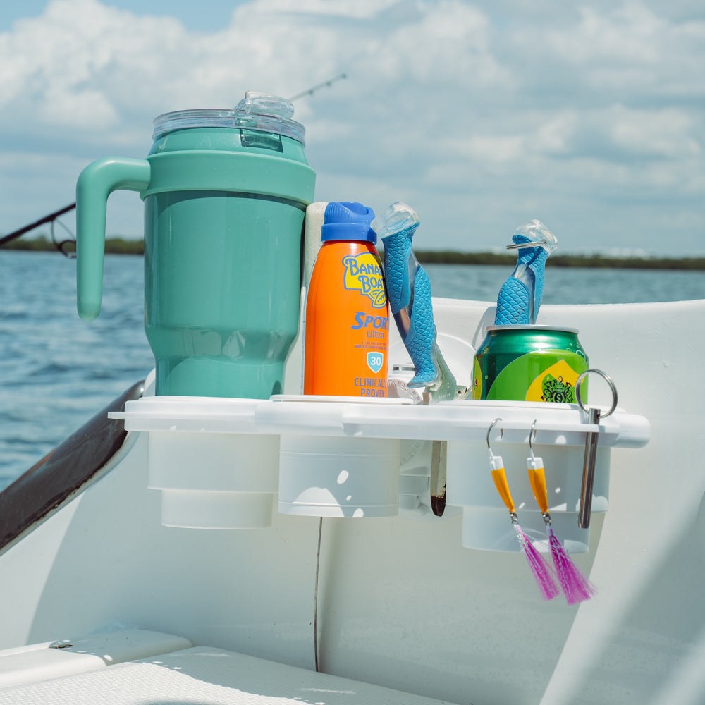 Seasucker Cup Holder, Fisherman’s Type, White, Non-Lighted, 4.5 Inch Diameter Vacuum Mount – MC5307