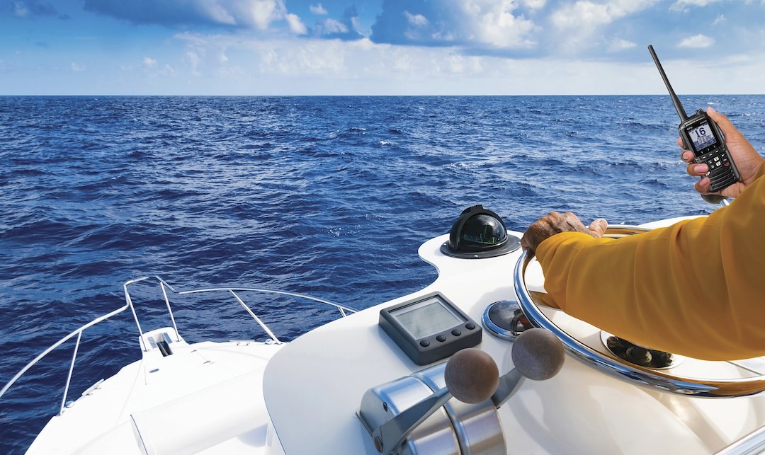 Standard VHF Radio, HX890, Handheld, United States/ Canadian/ International Channels, 6 Watts, Noaa Weather Channels with Alert – HX890BK