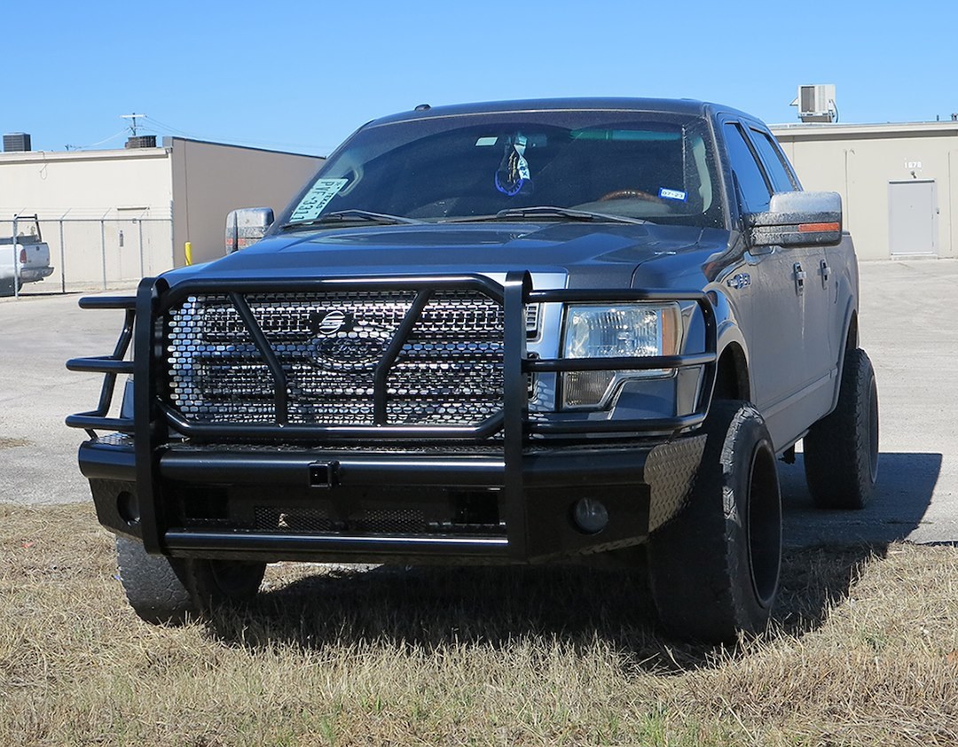 Steelcraft Bumper, HD Replacement, One Piece Design, Mounting Hardware Included, With Grille Guard, With Punch Plate Grille – HD11360R