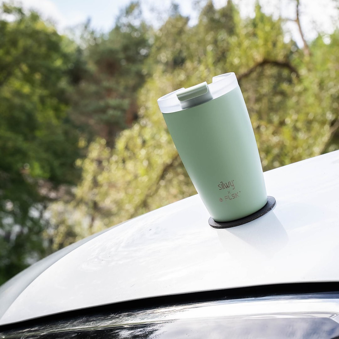 Silwy Magnet Travel Mug, 12 Ounce Capacity, Leak Proof Flip Lid – SYFL-TC-SA