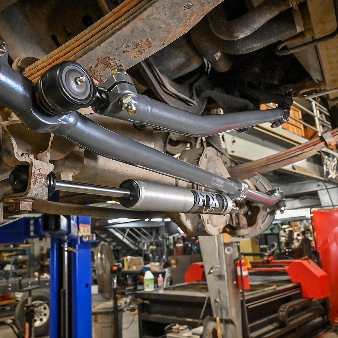 Synergy Steering Upgrade Kit, Heavy Duty, With Drag Link/ Tie Rod Assembly/ Steering Stabilizer Bracket – 7525-01