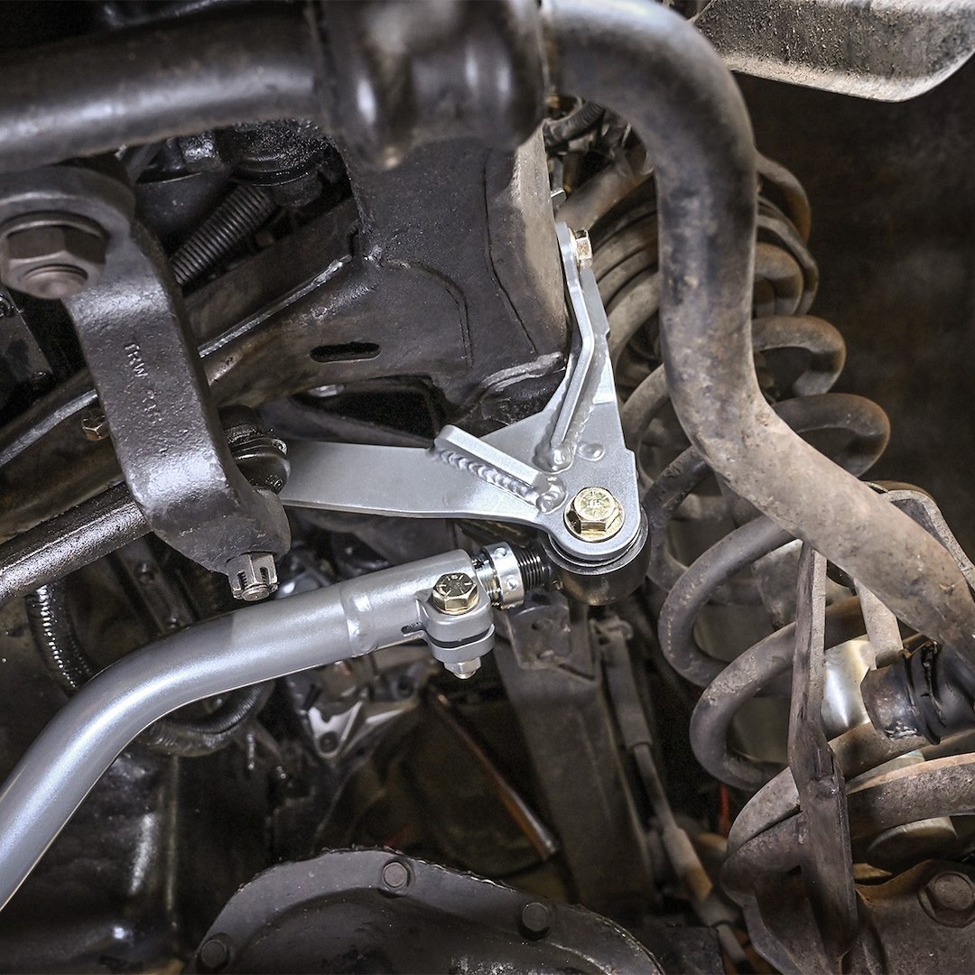 Synergy Track Bar Bracket, For Use with Upgraded T-Style Steering, Bolt-On, With Installation Hardware – 8554-02