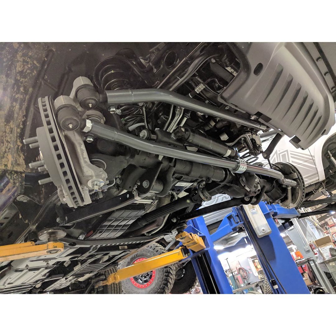 Synergy Drag Link, Heavy Duty, For Use with 0 to 6 Inch Lift, Greaseable, Chromoly – 8800-01