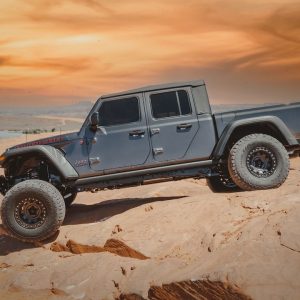 Tuff Country Lift Kit Suspension, SX8000, 3-1/2 Inch Front Lift, 3-1/2 Inch Rear Lift, With Front and Rear SX8000 Shock Absorbers – 43205KN