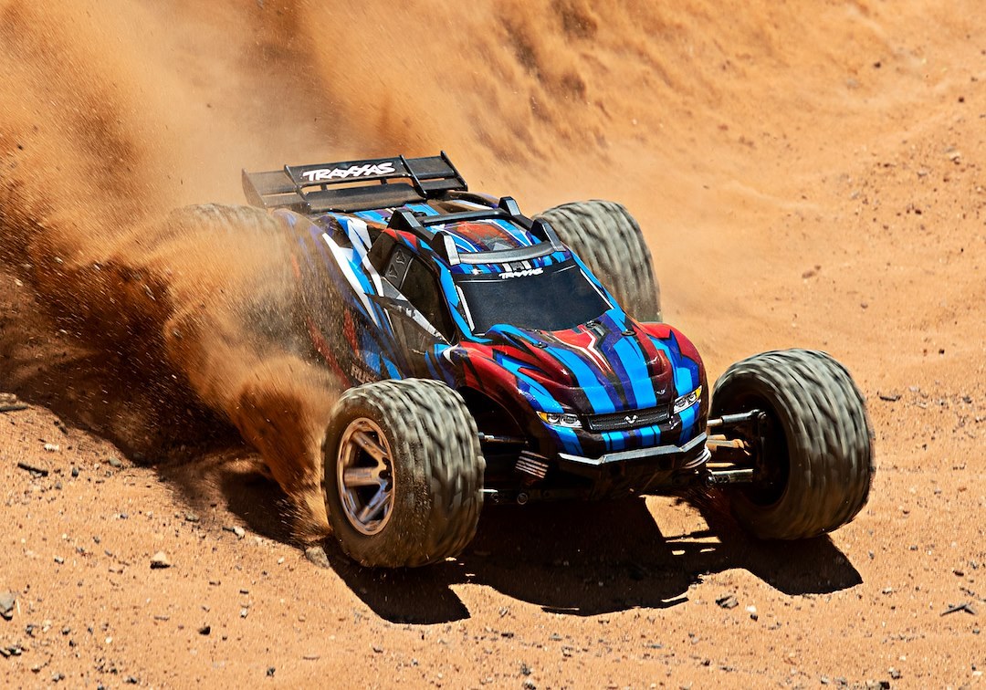 Traxxas Remote Control Vehicle, Rustler ® Vxl, Stadium Truck, 1/10 Scale, 4WD, Velineon ® 3500 Brushless Motor – 67076-4-BLUE