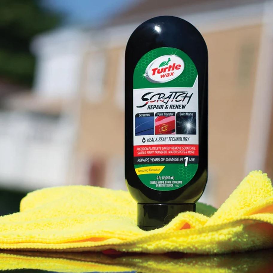 Turtlewax Scratch Remover, Viscous Liquid, 7 Ounce Bottle, Use to Remove Scratches/ Swirls/ Paint Transfer/ Water Spots – 50935