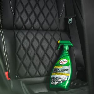 Turtlewax Interior Cleaner, Quick & Easy ™, Use to Clean Glass/ Dash/ Tech Screen, Non-Scented, 23 Ounce Spray Bottle – T930