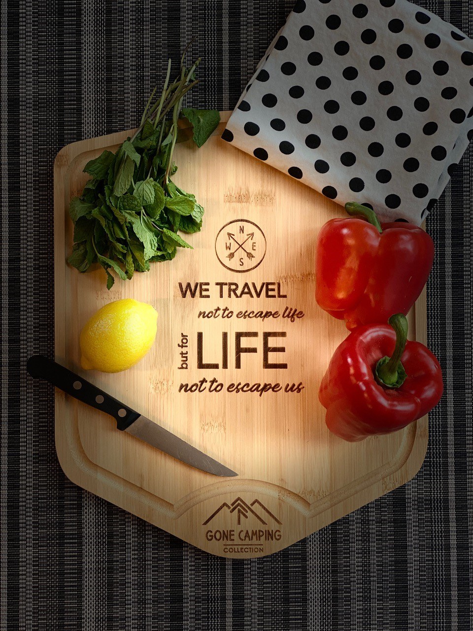 Trail Sphere Cutting Board, Counter Top Use, Brown, Bamboo, With Juice Groove and Handle – GCCBS04