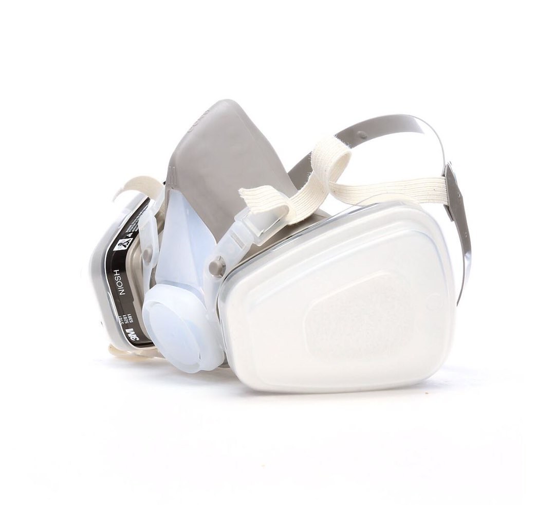 3M Respirator, Elastomeric Half Mask Respirator, Medium Size, P95 Rated, Niosh Approved/ Disposable Single Use Style Mask, Dual Headbands – 07192