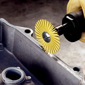 3M Surface Conditioning Disc, Scotch-Brite™, Use to Remove Paint/ Stains/ Adhesives/ Weld Burns/ Rust/ Heavy Oxides and Surface Contaminants – 33129