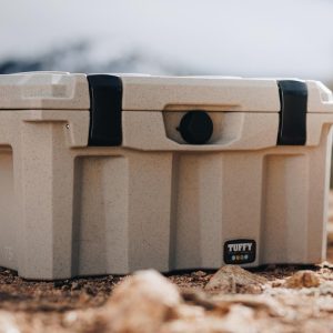 Tuffy Sec Dry Box, Tuffy 75, Use to Store Tools and Gear, 29 Inch Length X 18-3/4 Inch Width X 15 Inch Height, Sand Granite – 45001-13-07