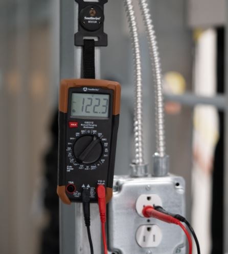Southwire Circuit Tester, Digital Display, Resistance 0.1 to 2 Mega Ohm, DC Current 1 Milli Amps to 10 Amps – 10031S