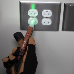 Southwire Circuit Tester, Digital Display/ Green LED/ Red LED Display – 10037K