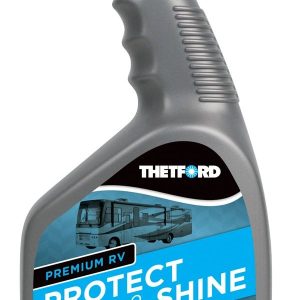 Thetford Car Wax, Liquid Carnauba, 32 Ounce Spray Bottle, Without Applicator – 32755