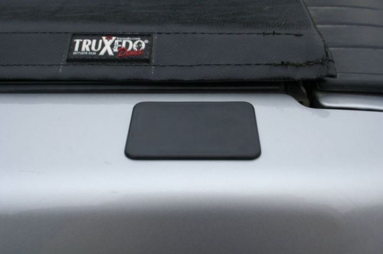 TruXedo Bed Side Rail Stake Pocket Cover, Black, ABS Plastic, Set of 4 – 1704210