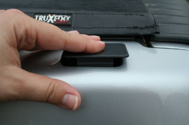TruXedo Bed Side Rail Stake Pocket Cover, Black, ABS Plastic, Set of 4 – 1704212