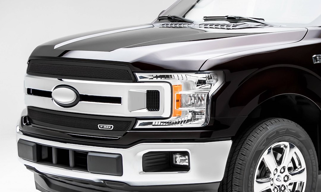 T-Rex Grille Insert, Upper Class, Overlay, Mesh Style, Without Light Cutout, Powder Coated, Black, Steel, 2 Piece – 51711