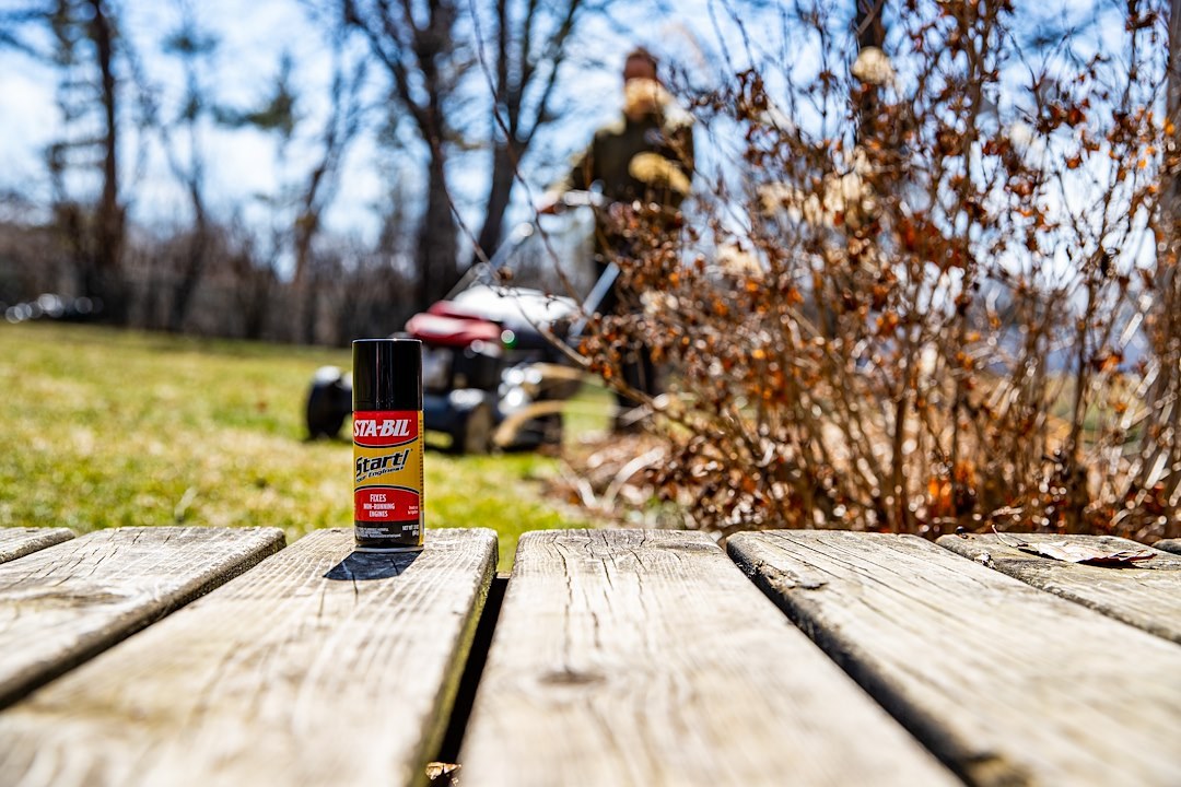303 Products Fuel Additive, Start Your Engines! ®, 2 and 4 Cycle Small Engines, Revitalizes Fuel and Fuel System, Single, 2 Ounce Aerosol Can – 21214