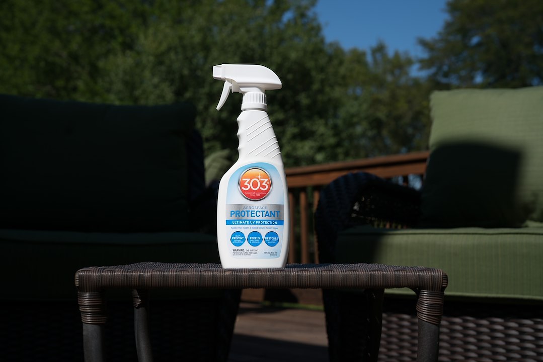 303 Products Vinyl Protectant, Aerospace Protectant ™, 16 Ounce Spray Bottle, Single – 30308