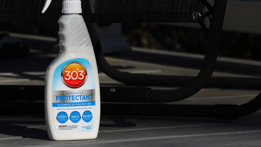 303 Products Vinyl Protectant, Aerospace Protectant ™, 16 Ounce Spray Bottle, Single – 30308