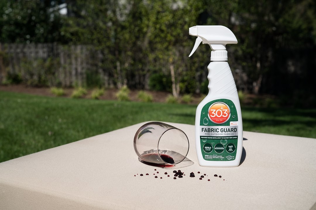 303 Products Water Repellent, For Synthetic and Natural Fibers, 16 Ounce Spray Bottle, Single – 30605