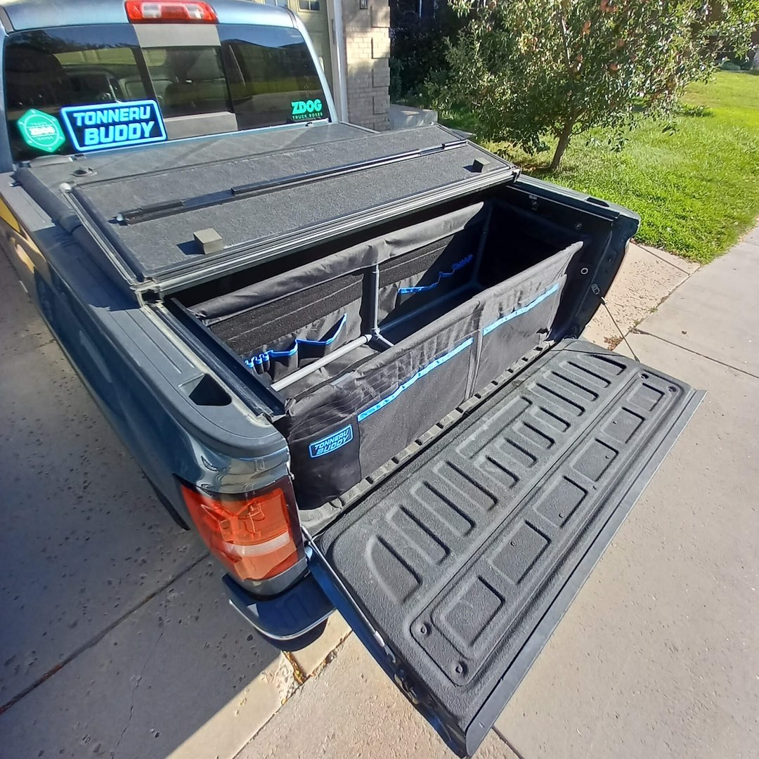 Tonneau Budd Cargo Organizer, Truck Bed of Full-Size Truck, Single Compartment with 16 Inside and 2 Outside Pockets, With Removeable Divider – TBFS