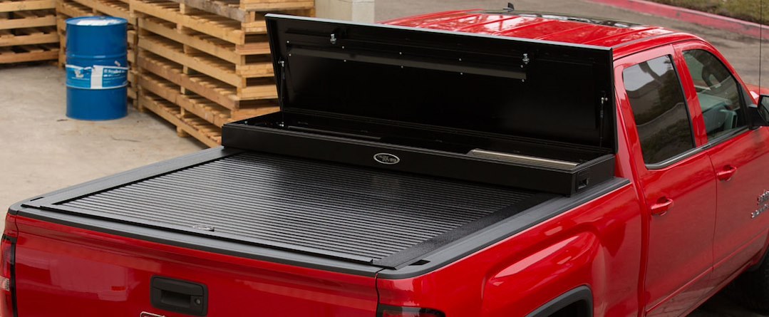 Truck Covers Tonneau Cover, American Work Cover, Hard Manual Retractable, Low Profile, Textured Powder Coated Black, Aluminum, Key Lock – CRT202