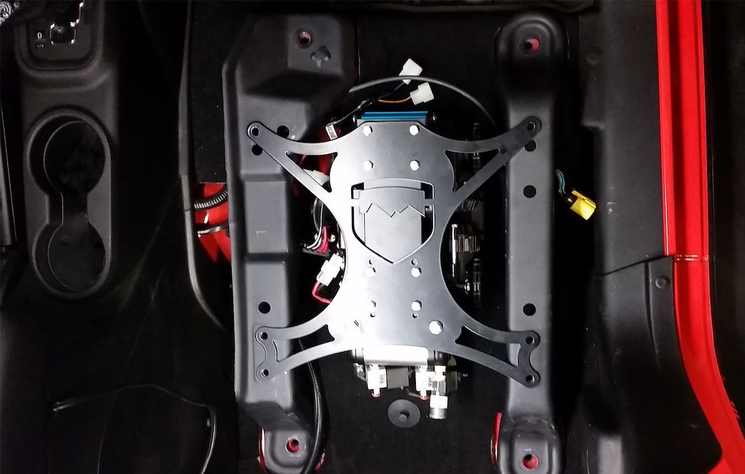 TeraFlex Differential Locker Compressor Mount, For Use When Installing Arb CKMTA12 Compressor Under Passenger Seat – 1184120