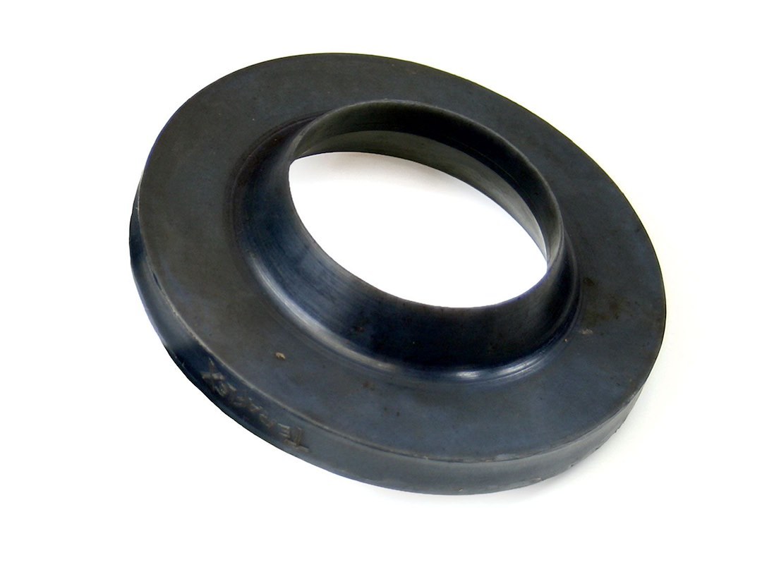 TeraFlex Coil Spring Spacer, Saddle Type, 1/2 Inch Lift, Rubber, Single – 1953100