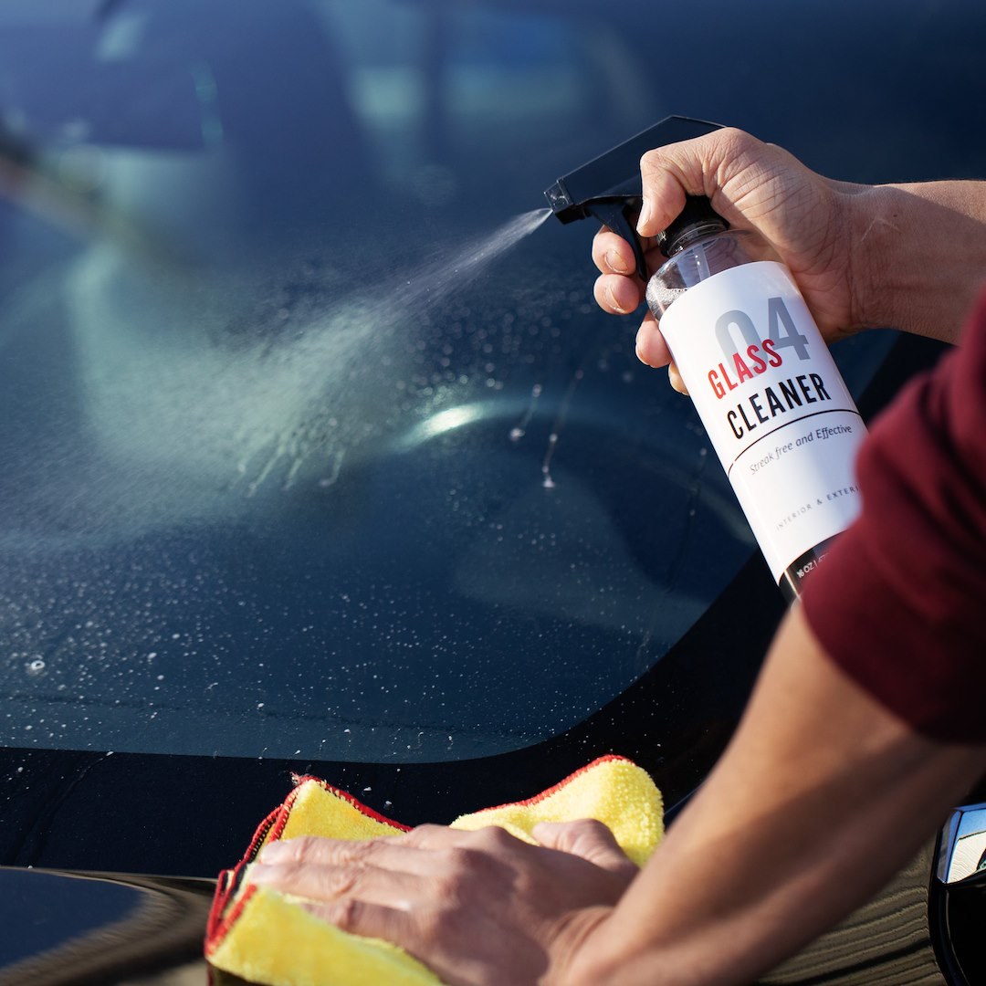 Tesbros Glass Cleaner, Interior/ Exterior Use, 16 Ounce Spray Bottle – TB-GLASSCLEANER-1