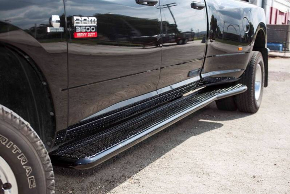 Tough Countr Running Board – Truck Wheel to Wheel, Gloss Powder Coat, Black, Steel, Unlighted, Cab/ Body Mount – DRB1034DMC