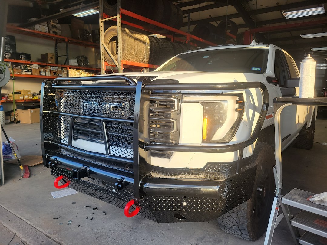 Tough Countr Bumper, Traditional, Modular Design, Mounting Hardware Included, With Grille Guard, Without Winch Mount – TFR2524G