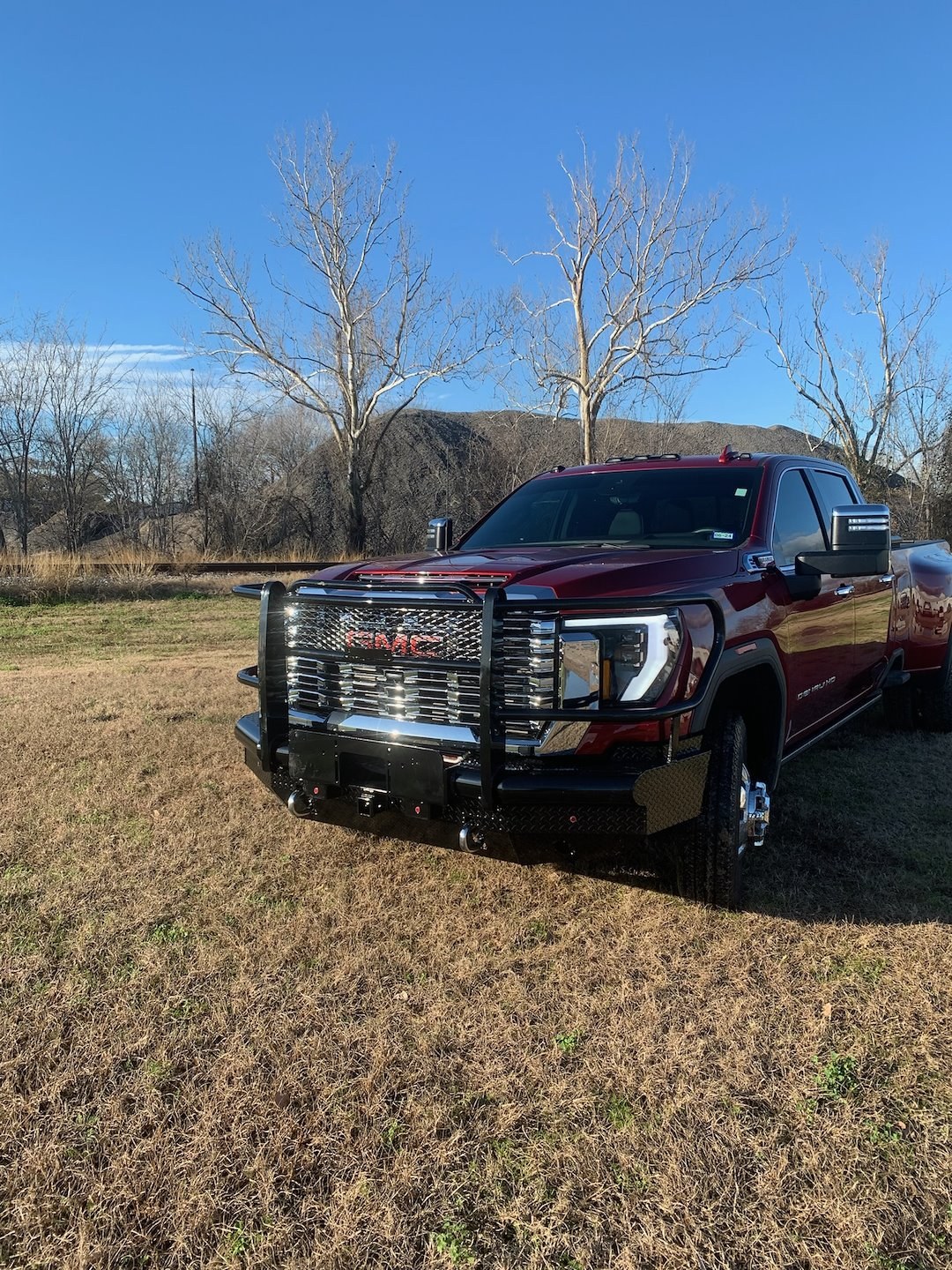 Tough Countr Bumper, Traditional, Modular Design, Mounting Hardware Included, With Grille Guard, With Winch Mount – TFR2524G-W