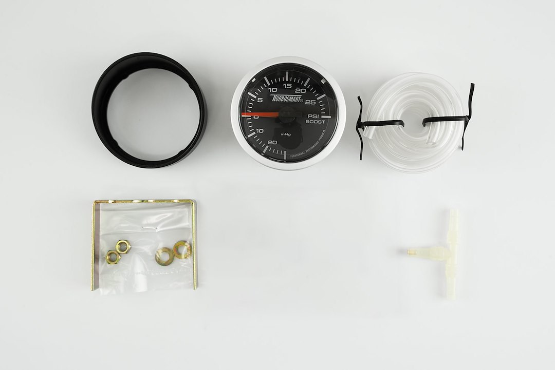 Turbosmart Gauge Boost/ Vacuum, 2-1/16 Inch, Mechanical, 0-30 PSI, Black Face/ Silver Bezel, Illuminated – TS-0101-2023