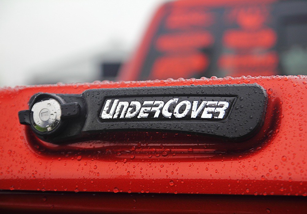 UnderCover Tonneau Cover, Elite Lx, Tilt-Up, Lockable, Graphite Metallic, Vehicle Color Code Gpa (WA457B), ABS Composite Material – UC1128L-GPA