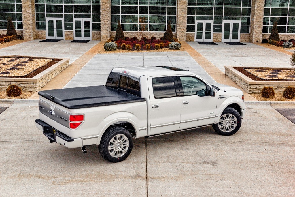 UnderCover Tonneau Cover, Elite, Tilt-Up, Lockable, Textured Black, ABS Composite Material – UC2218