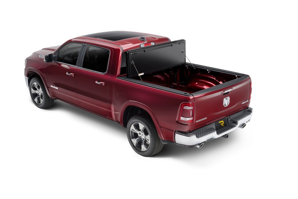 UnderCover Tonneau Cover, Armor Flex, Hard Folding, 2 Folds/ 3 Panels, Front Hinge Allows Entire Tonneau to Flip Up When Folded – AX32005