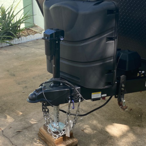 Ultra Fab Trailer Tongue Jack, Ultra 3502, Round Jack, Electrical, 12 Volt Operation, 3500 Pound Lift Capacity, 18 Inch Travel, Bolt-On – 38-944017