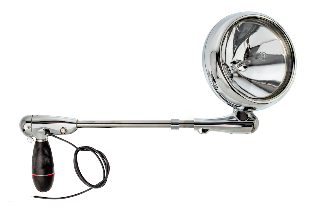 Unity Spotlight, The Beam™, 50 Watt Halogen, 6 Inch Chrome Housing, White Light, Post Mount – 325GM