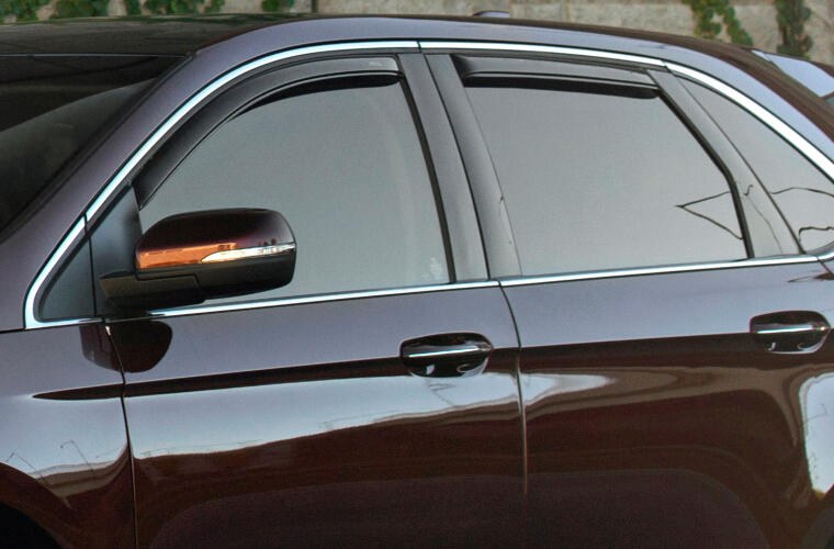 Auto Ventshade Rainguard, Ventvisor, Aerodynamic Design, IN-Channel, Smoke, Acrylic, Set of 4 – 194966